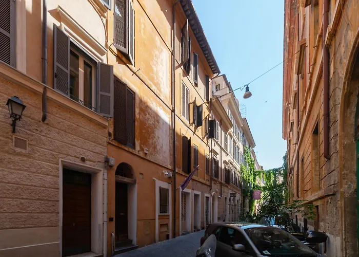 Via Del Corso Quiet Design I Elevator Roma